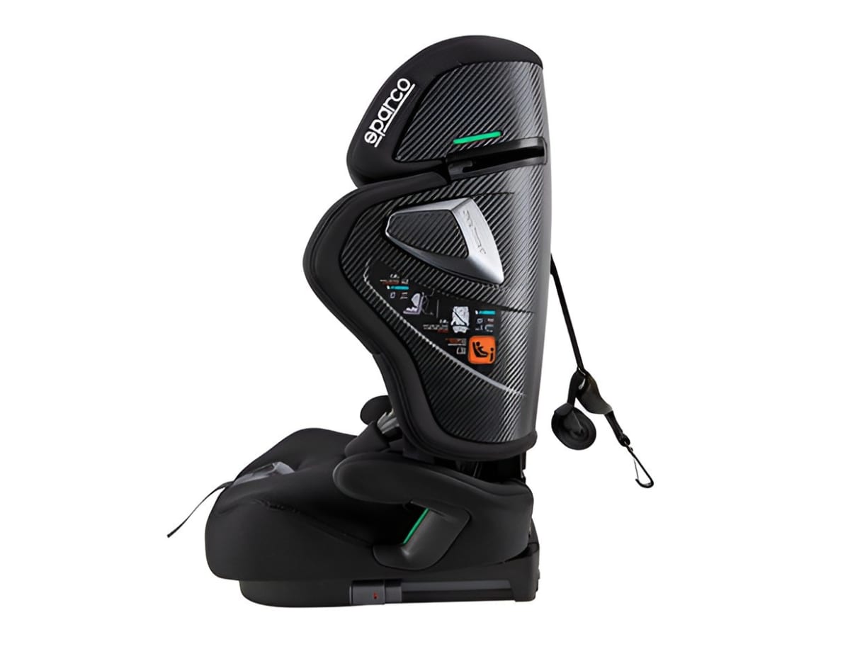 Silla Sparco SK8000i Rapid negra con arnés de 5 puntos, vista lateral